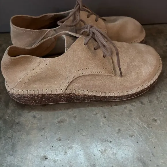 Birkenstock Gary Tan Suede Lace Up Shoes Size 37E/6