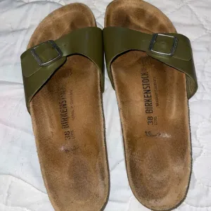 Birkenstock Green Sandals with Suede Footbed and Buckle