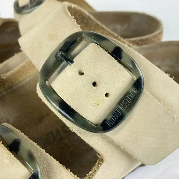 Birkenstock Women  EU 38 US L7 Arizona Big Buckle Comfort Sandals Tan