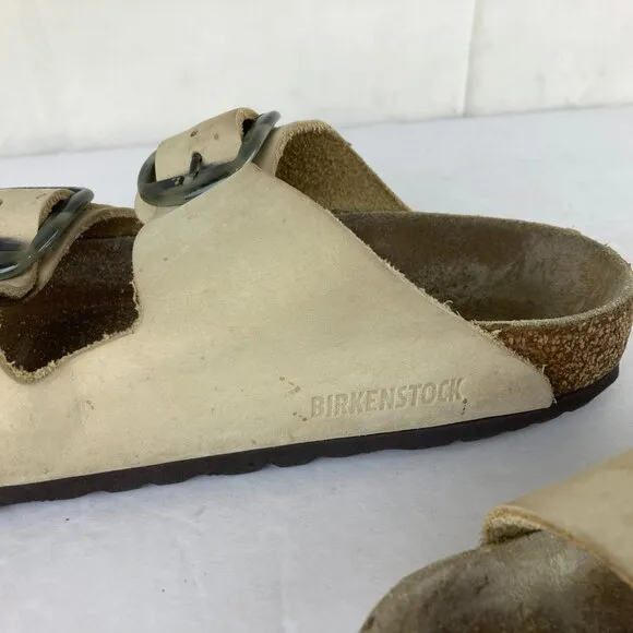 Birkenstock Women  EU 38 US L7 Arizona Big Buckle Comfort Sandals Tan