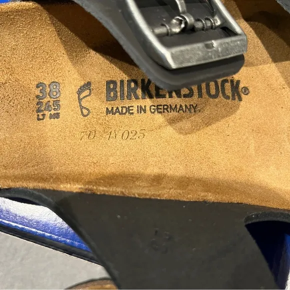 Birkenstock Women’s Arizona Black Sandals Oiled Leather Size 7 US 38 EU