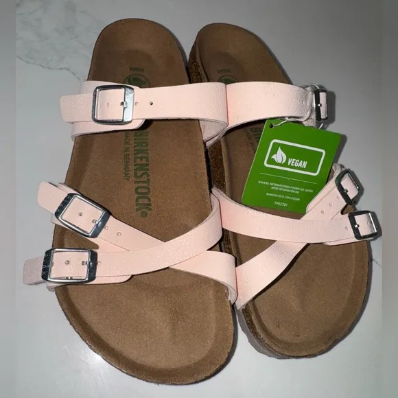 Birkenstocks powder pink size 7 NWT