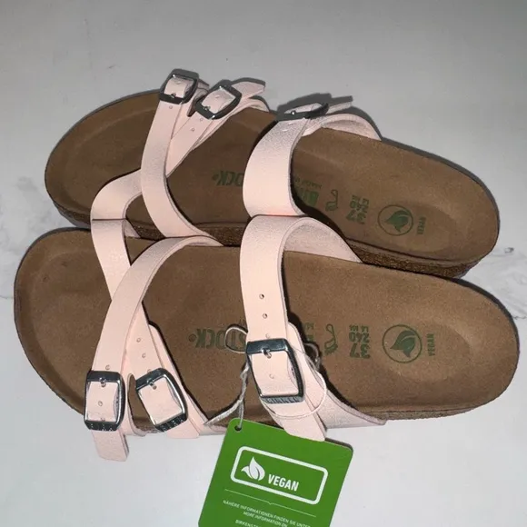 Birkenstocks powder pink size 7 NWT