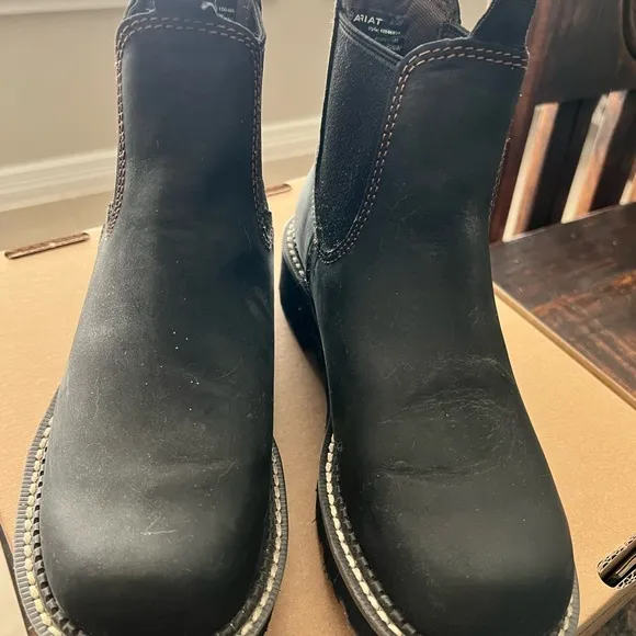 Black Ariat boots