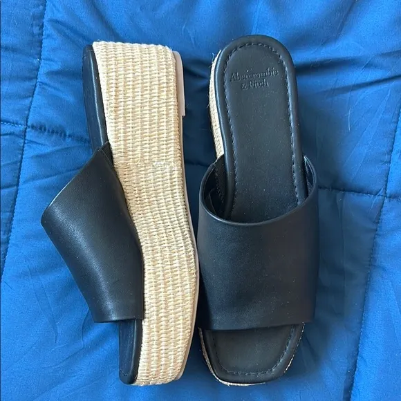 Black Platform Slide Sandals with Jute Wrap