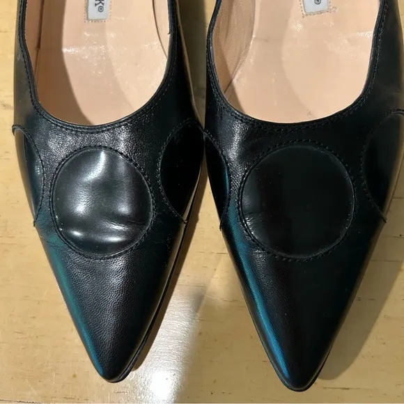 Blahnik black leather women’s flats size u.s.8Style#17599046