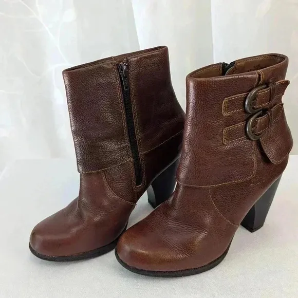 Boc Brown Leather Ankle Boots Size 6.5