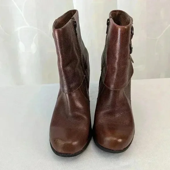 Boc Brown Leather Ankle Boots Size 6.5