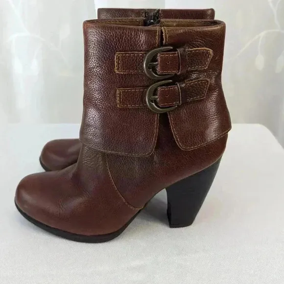 Boc Brown Leather Ankle Boots Size 6.5