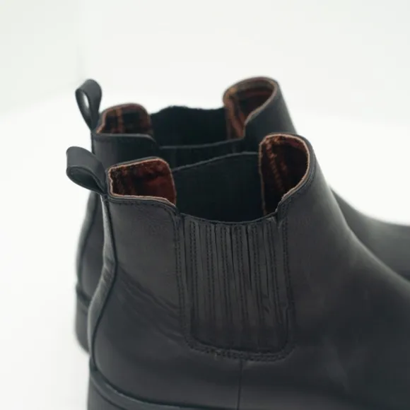 B.O.C. New! Erin Faux Leather Laceless Ankle Boots.