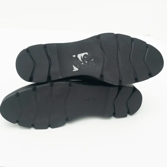B.O.C. New! Erin Faux Leather Laceless Ankle Boots.
