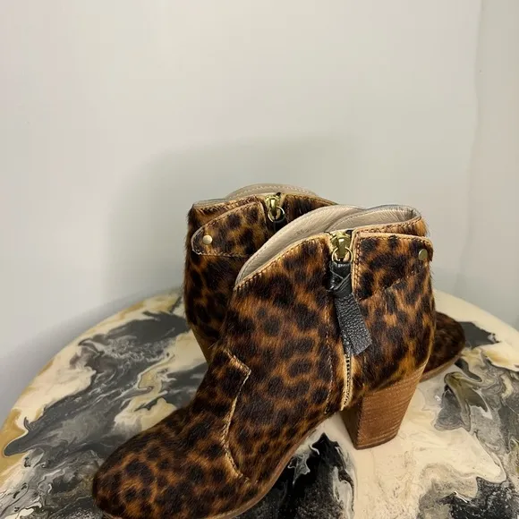Boden Hoxton Calf Hair Leopard Boots 36