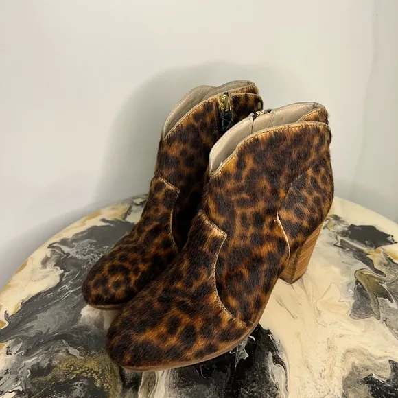 Boden Hoxton Calf Hair Leopard Boots 36