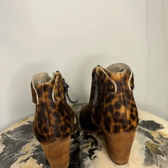 Boden Hoxton Calf Hair Leopard Boots 36
