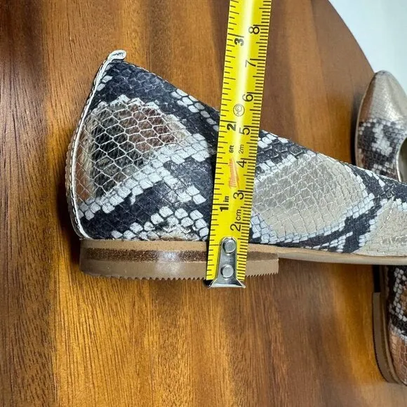 Boden Olive Ballerinas Shoes Sz 38 Metallic Snake print Square toe flats