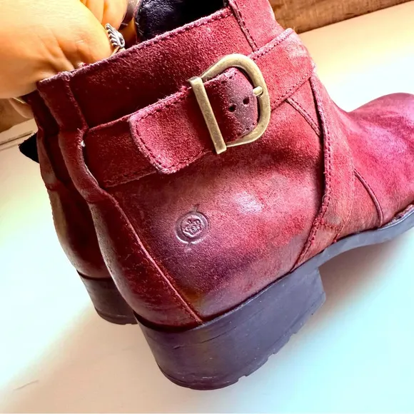 Born Trinculo Distressed Leather Ankle Boots - Burgundy
