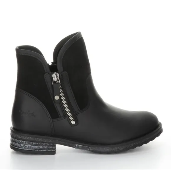 Bos. &amp; Co .STRIVE BLACK ZIP UP ANKLE BOOTS 37