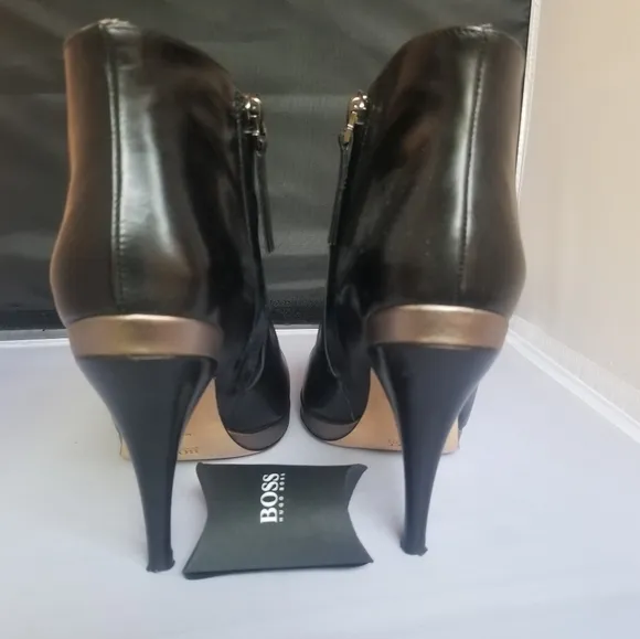 Boss black leather ankle boots