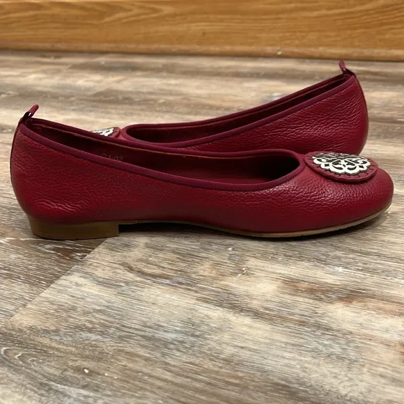 Brighton Aleta Flats in Lipstick Red Womens Size 7 Loafers Ballet Flats Slip On