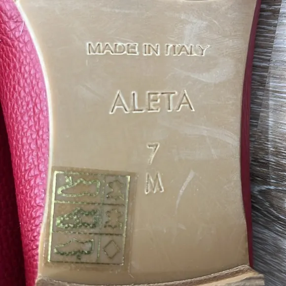 Brighton Aleta Flats in Lipstick Red Womens Size 7 Loafers Ballet Flats Slip On