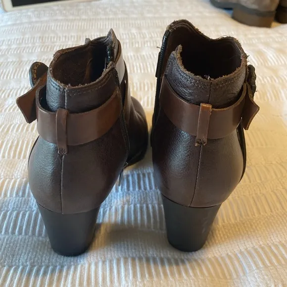 Brighton Brown Leather Ankle Boots