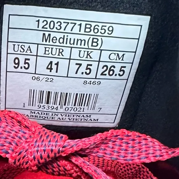 BROOKS Hyperion Max Running Shoes Pink Cobalt Blissful Blue Size 9.5