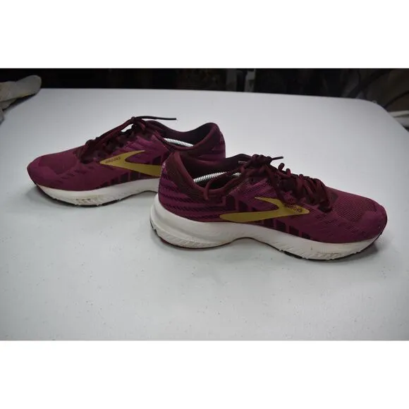 Brooks Launch 6 Running Shoes Burgundy Gold Athletic Shoe Womens Size 8