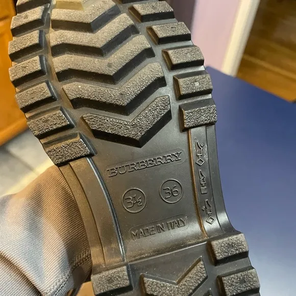 Burberry Nova Check ankle rain boots