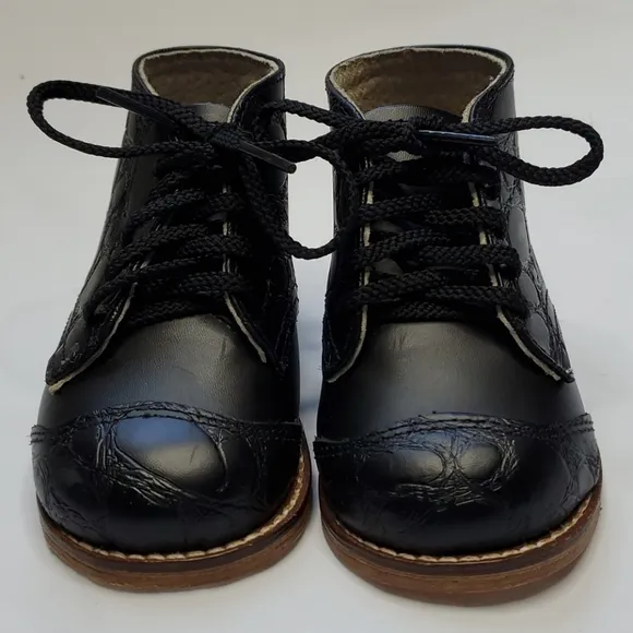 Buster Brown Black Leather Hard Bottom Shoes