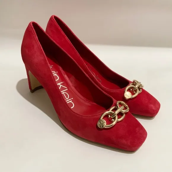 Calvin Klein Brita Suede Square Toe Pump Heels Red Shoes with Gold Chain 8