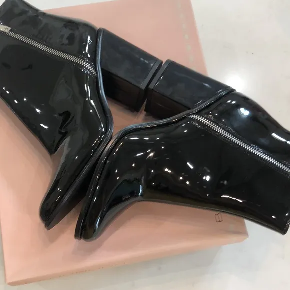 Calvin Klein Leather Boots shiny Cicil women's size 8 EUR 38 black ankle boots