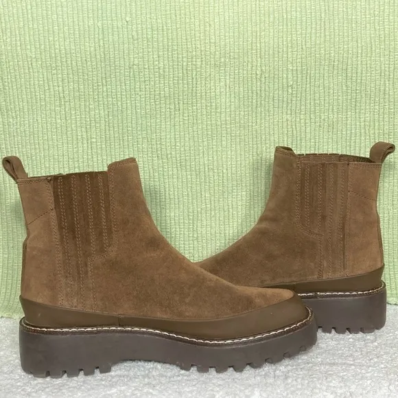 Caslon Women's Betsy Lug Sole Water Resistant Brown Suede Boots Shoes SZ US 9