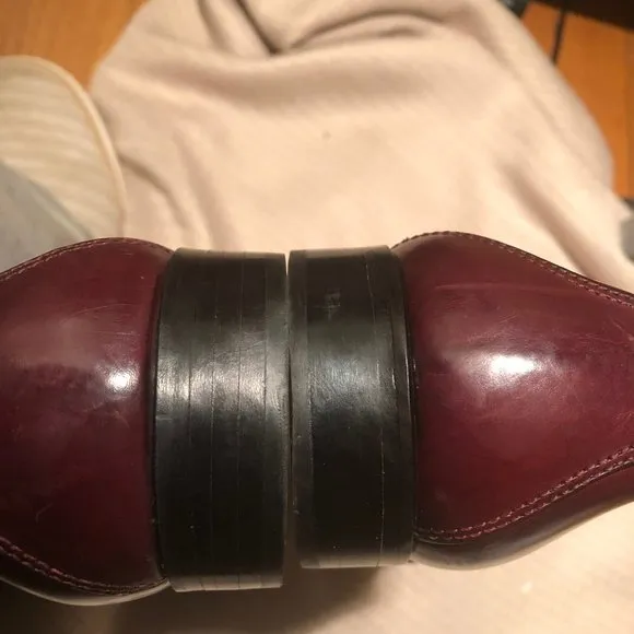 Cellini's Johnston &amp; Murphy maroon tassel shoes, 8