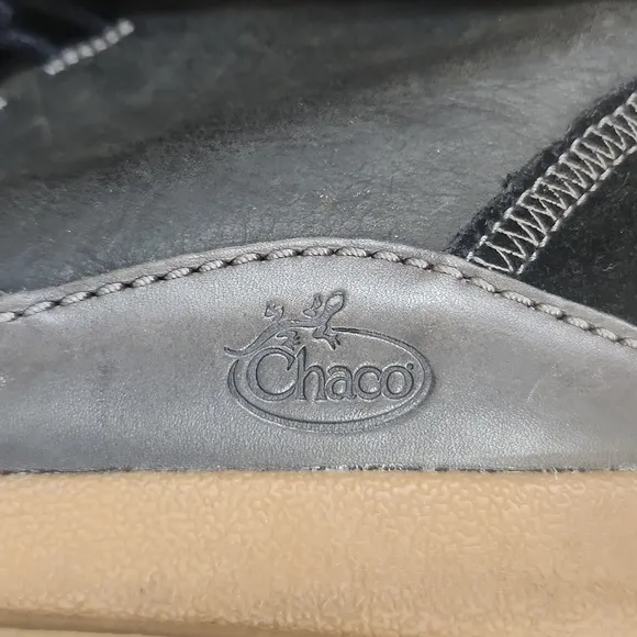 Chaco Black and Gray Chukka Boots with Leather Finish