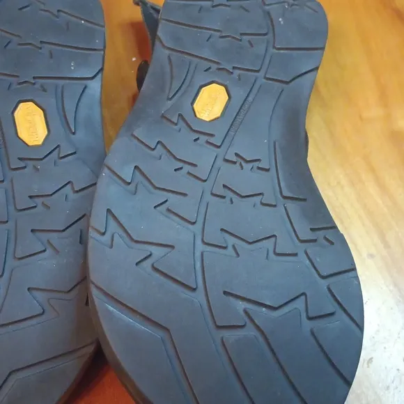 Chaco Men's Black Sandals Size 10