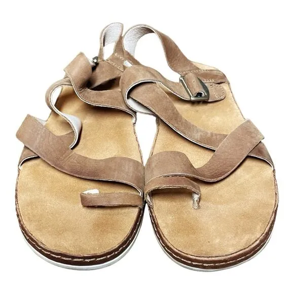 Chaco Women's Toffee Brown Comfort Buckle Wayfarer Loop Sandals - 11