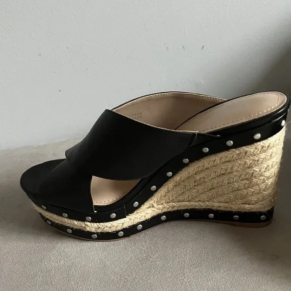 Charles by charles David Black Wedge Sandals