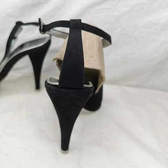 Charles Jourdan Court Salomé pumps