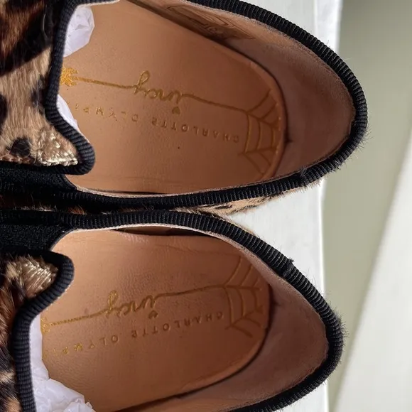 Charlotte Olympia shoes for baby. Printed pony /suede size 21 cat face stiches