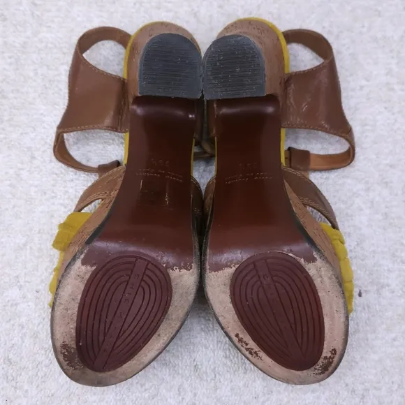 CHIE MIHARA Peep-Toe Platform Pumps