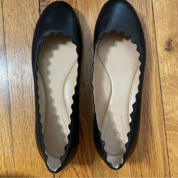 Chloé Lauren Scalloped Leather Ballet Flats Black 34 (US 4) specialty size