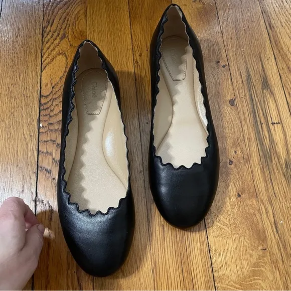 Chloé Lauren Scalloped Leather Ballet Flats Black 34 (US 4) specialty size