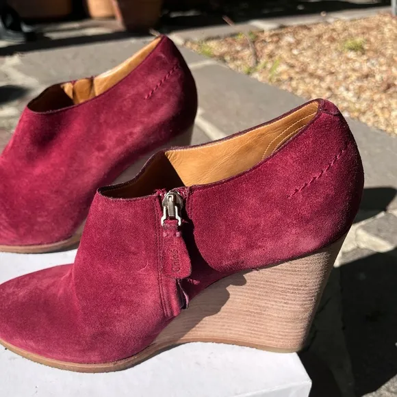 Chloe Suede Wedge Ankle Boots in Sangria. Size 10.