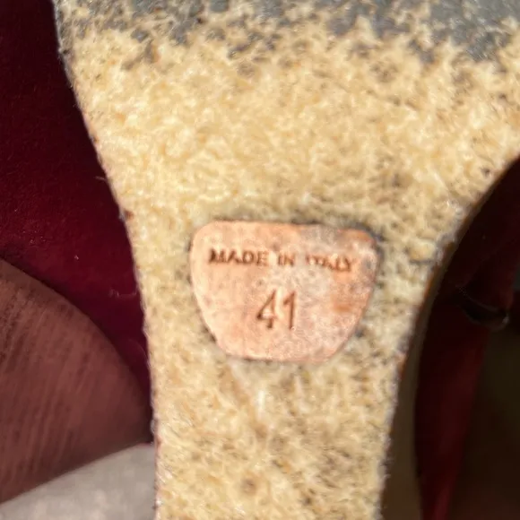 Chloe Suede Wedge Ankle Boots in Sangria. Size 10.