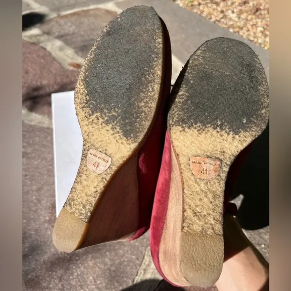 Chloe Suede Wedge Ankle Boots in Sangria. Size 10.