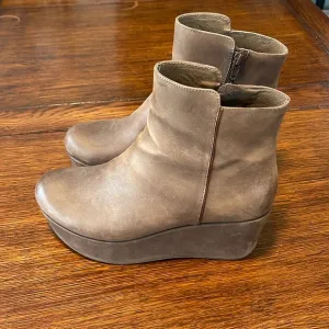 Chocolat Blu Brown Leather Platform ankle Boots 7.5