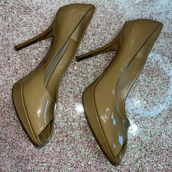 Christian Dior patent leather peep toe pumps - Size 40