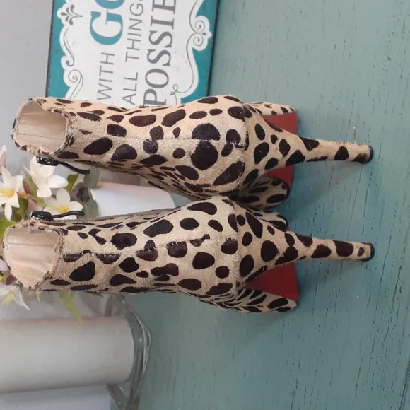 CHRISTIAN LOUBOUTIN LEOPARD PRINT ANKLE BOOTIES SZ 38