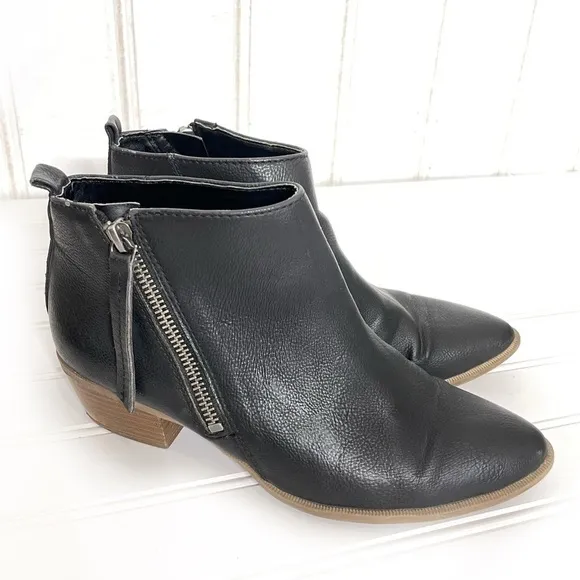Circus by Sam Edelman Black Ankle Booties Boots -411