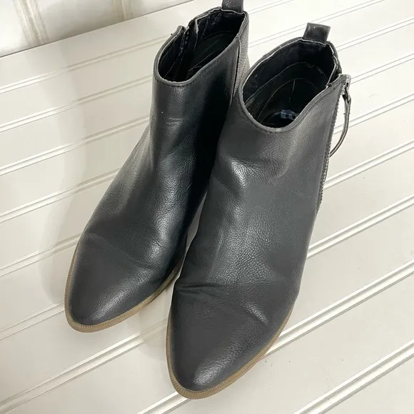 Circus by Sam Edelman Black Ankle Booties Boots -411